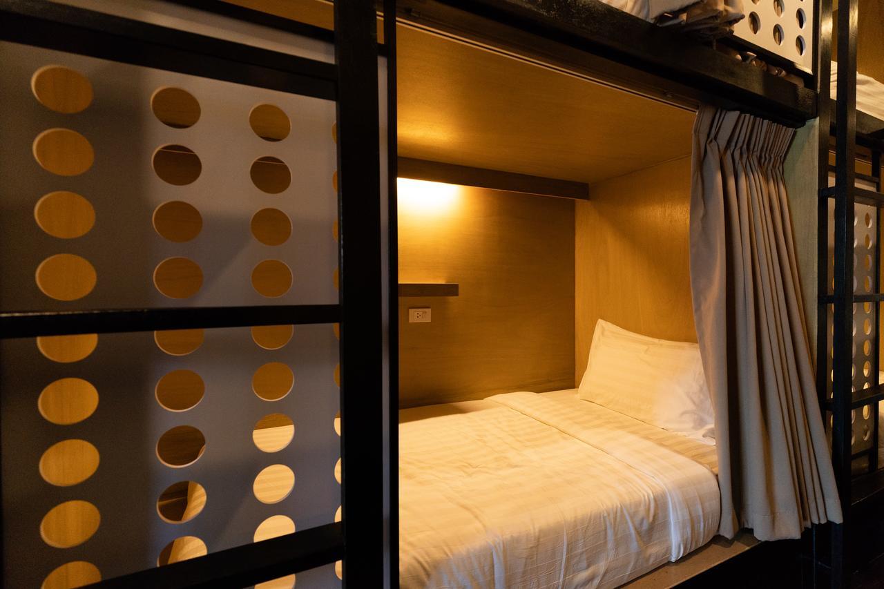 H2B Hostel 푸껫 외부 사진